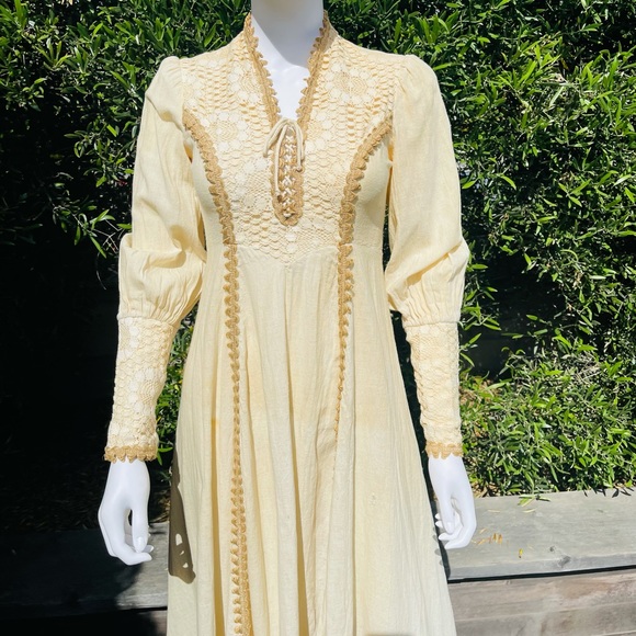 Vintage Union Made Victorian Revival Dress - Picture 11 of 13
